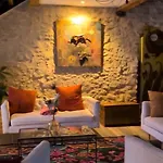Domaine De Pourrouquet - D'hôtes Couette-café 3*
