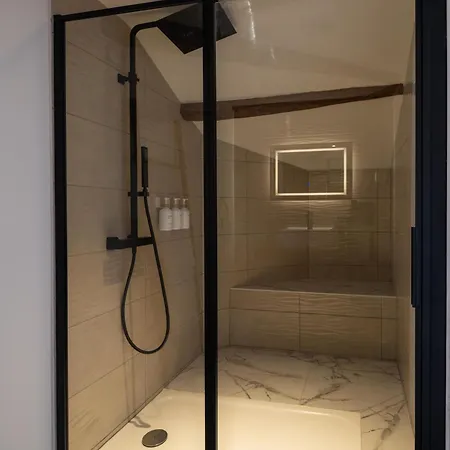 Domaine De Pourrouquet - D'hotes