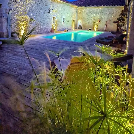 Domaine De Pourrouquet - D'hotes 3*