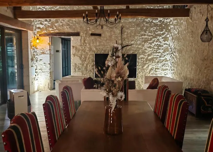 Domaine De Pourrouquet - D'hotes De Charme Avec Piscine Et Vic-Fezensac