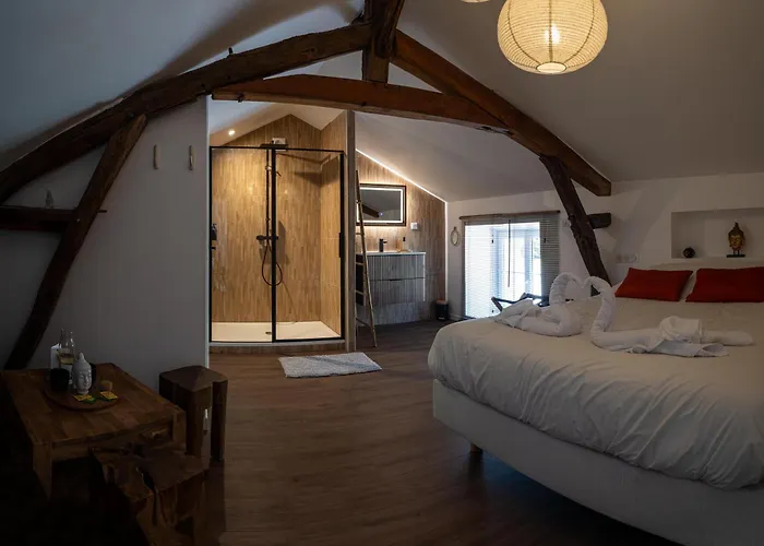 Bed & Breakfast Domaine De Pourrouquet - D'hotes De Charme Avec Piscine Et Vic-Fezensac