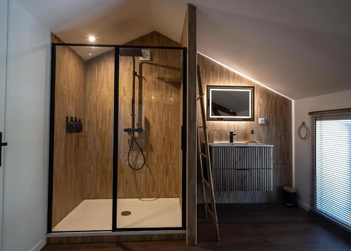 Domaine De Pourrouquet - D'hotes De Charme Avec Piscine Et Bed & Breakfast