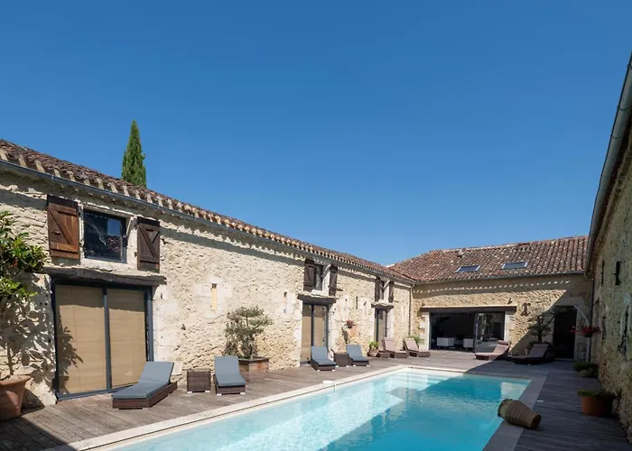 Bed & Breakfast Domaine De Pourrouquet - D'hotes De Charme Avec Piscine Et 3*