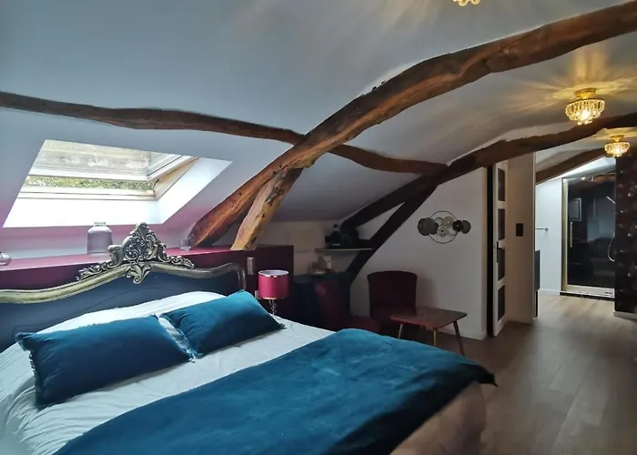 Domaine De Pourrouquet - D'hotes Bed & Breakfast 3*