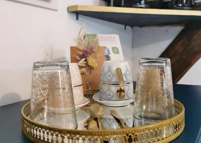 Bed & Breakfast Domaine De Pourrouquet - D'hotes De Charme Avec Piscine Et 3*