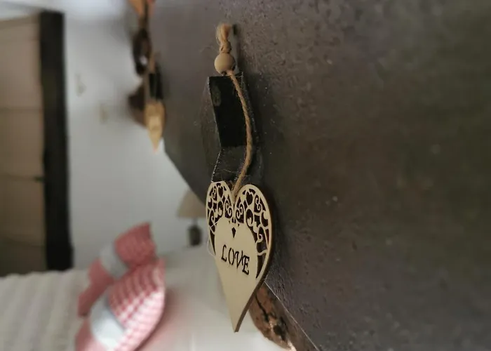 Domaine De Pourrouquet - D'hotes Bed & Breakfast